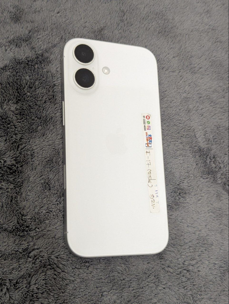 Apple iPhone 17
